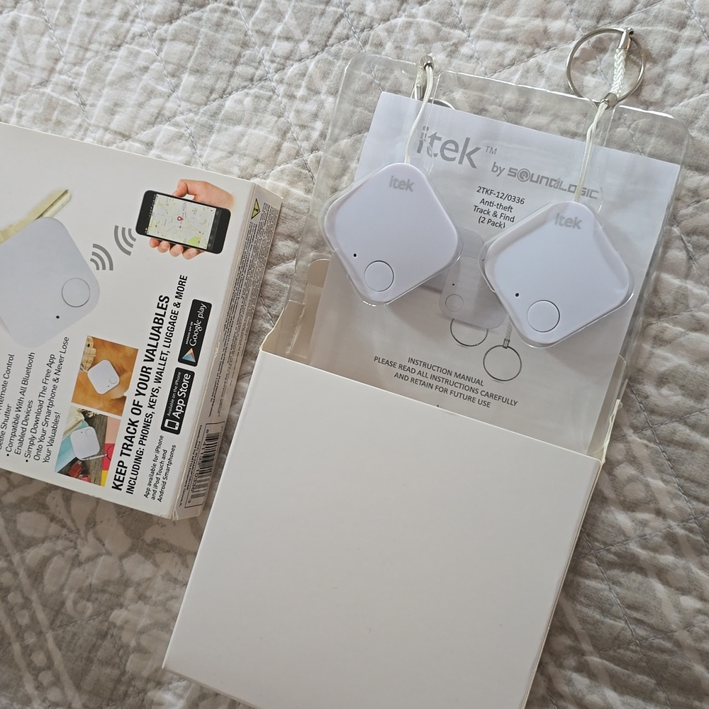 Bluetooth Anti-theft Tags Tiles - Picture 3 of 3
